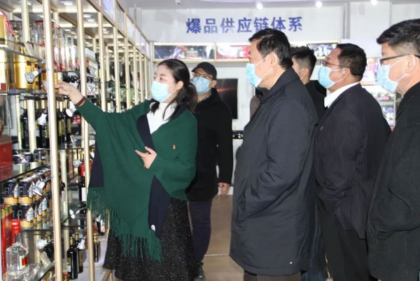 參觀企叮咚供應鏈