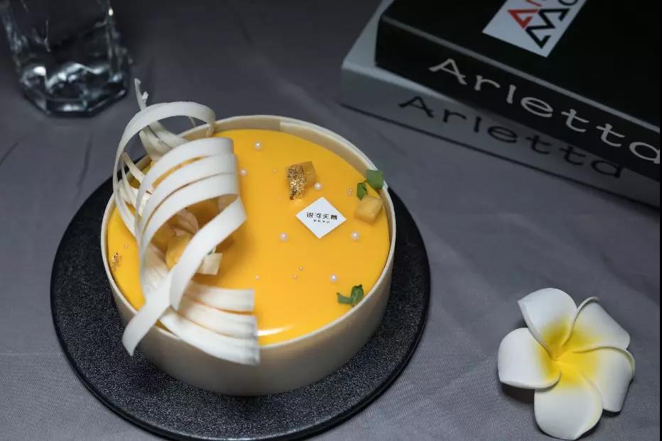 【企叮咚科技平臺營銷策略】不到20m2的蛋糕店，如何半個月銷售額破10萬？